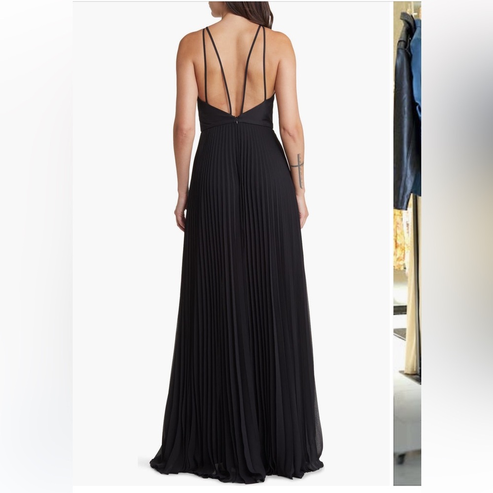 Marchesa Notte flower detail pleated gown - Picture 2 of 5